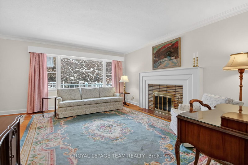 825 Killeen Ave, Ottawa, K2A 2X8 | Image 3