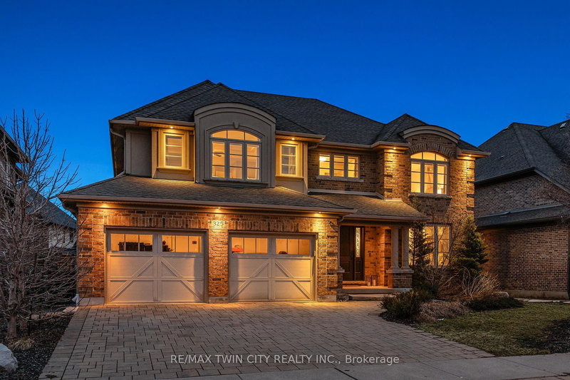 325 Deerfoot Tr, Waterloo, N2K 0B4 | Image 3