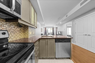 Unit 2107 — 242 Rideau Street — photo 5