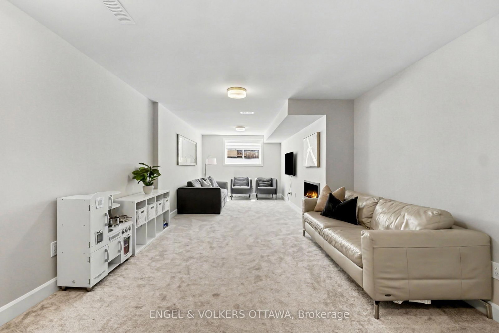 57 Mandevilla Crescent - Photo 27