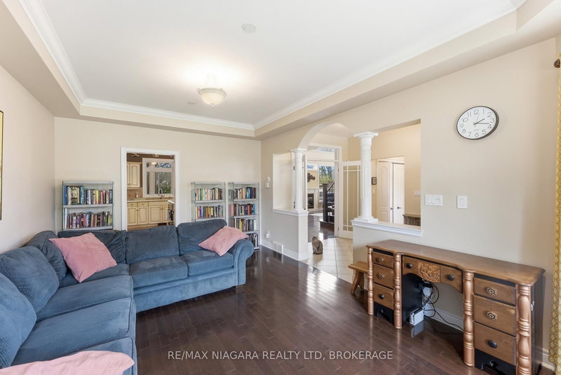 52 Scullers Way W, St. Catharines, L2N 7T6 | Image 3