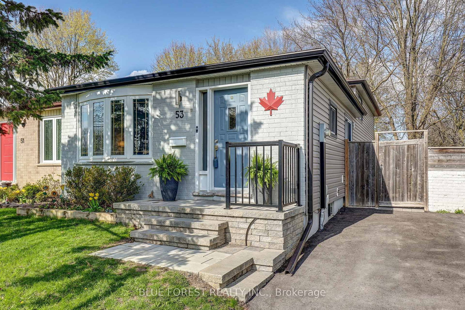 Semi-Detached House for sale at 53 ADSWOOD Road, London South, Ontario, N6E 2W2 - South Y - MLS: X13035506