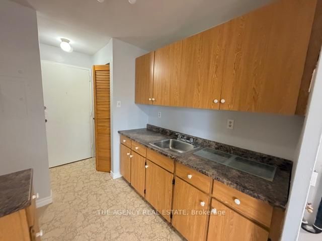 101 - 76 Vanier Drive