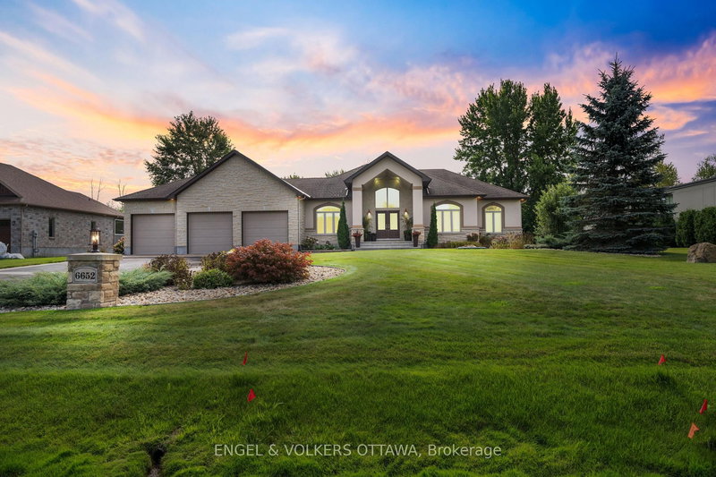 6652 Pebble Trail Way, Greely, K4P 0B6 | Image 3
