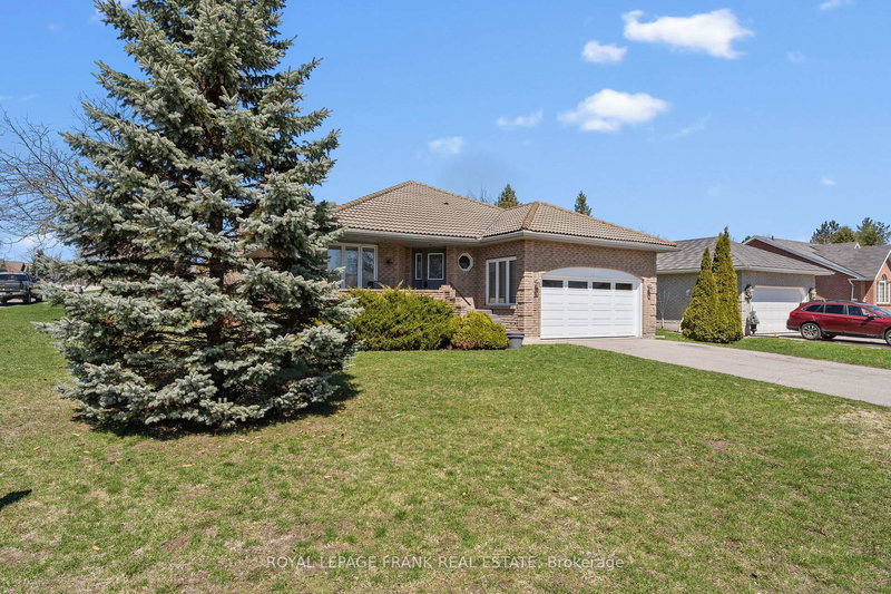2 Hillview Dr, Kawartha Lakes, K0M 1A0 | Image 2