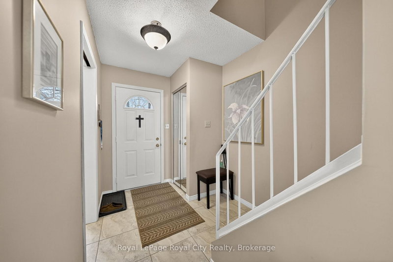 11 - 41 Rhonda Rd, Guelph, N1H 7A4 | Image 2