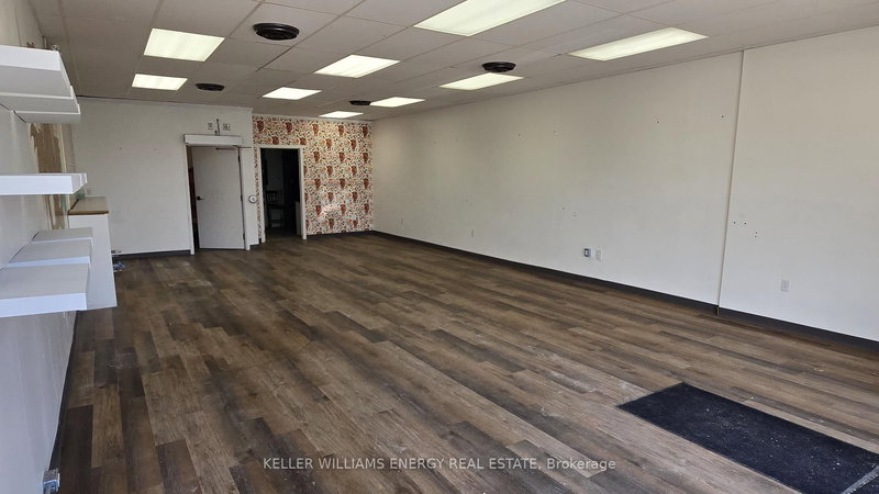 652 Dundas Street East St E, Belleville, K8N 1G7 | Image 3