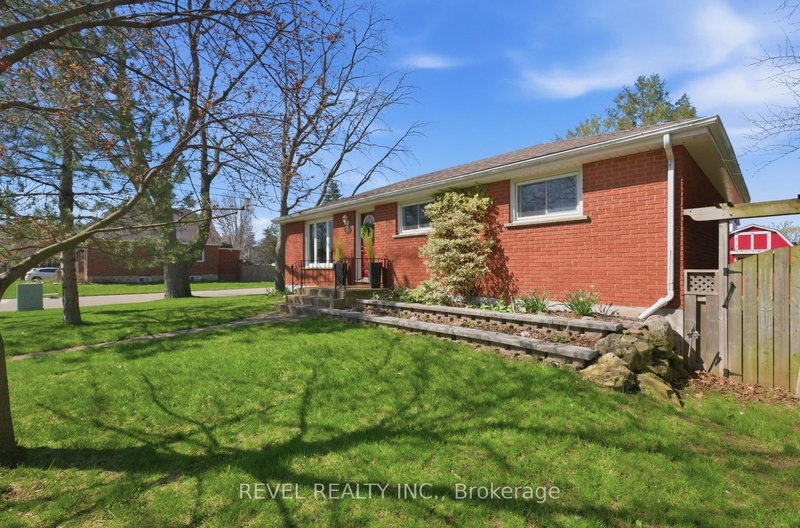 36 Hamilton Ave, Brantford, N3S 6Z9 | Image 3