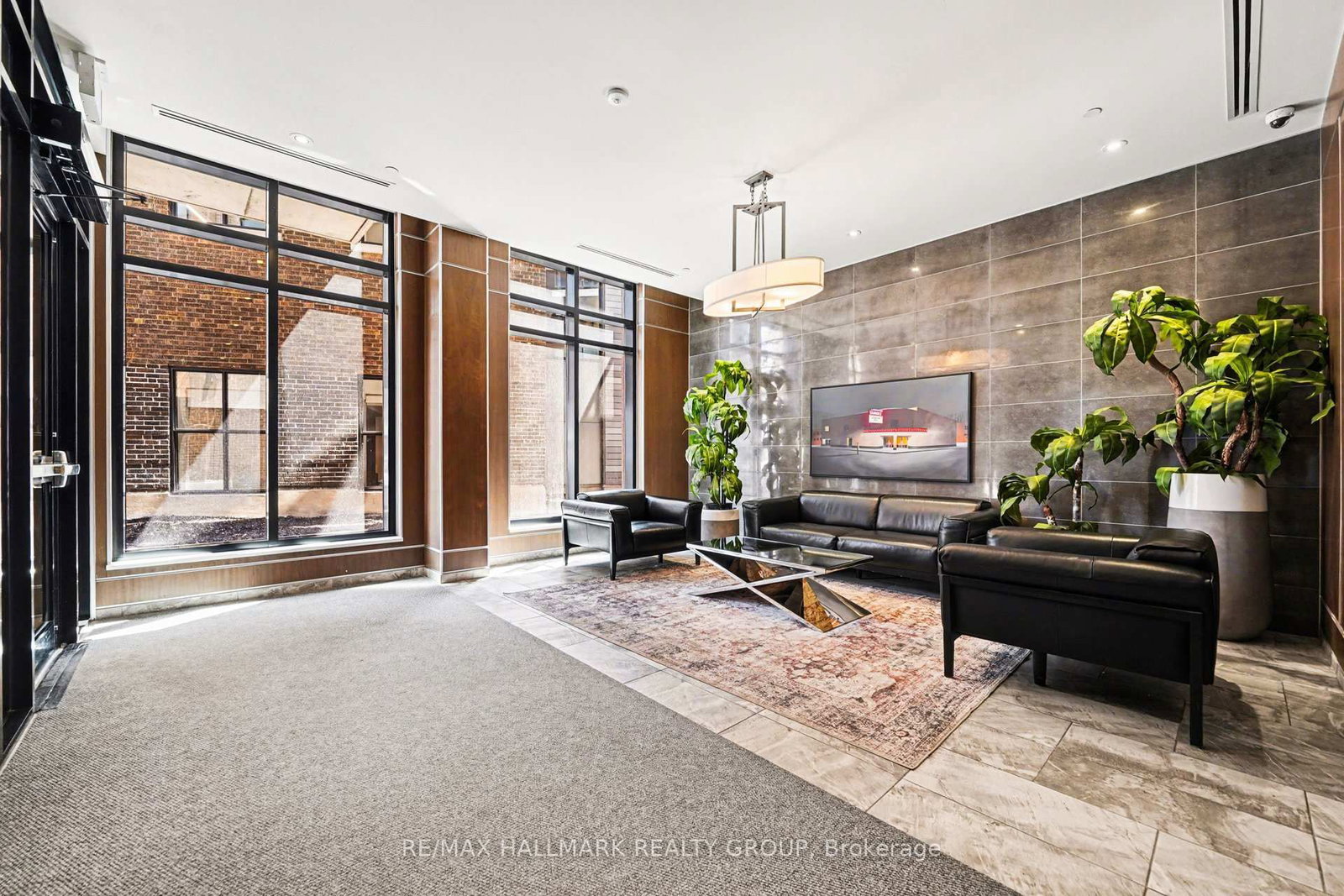 10 Rosemount Avenue, Unit 404 - Photo 17