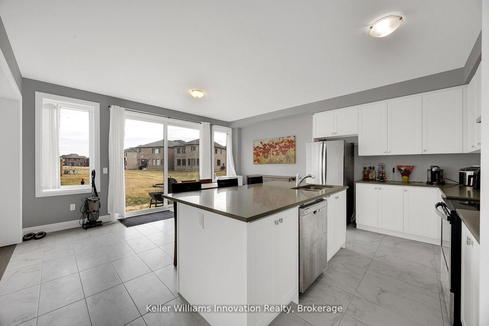 240 Harwood Avenue - Photo 10