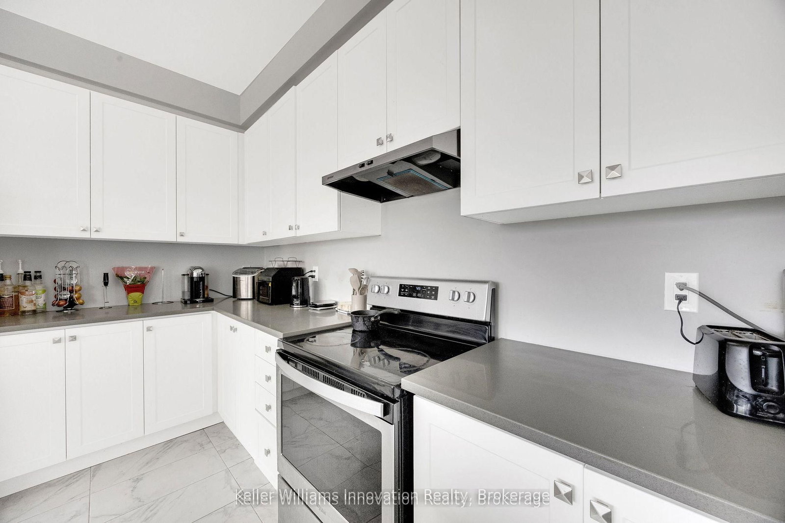 240 Harwood Avenue - Photo 13