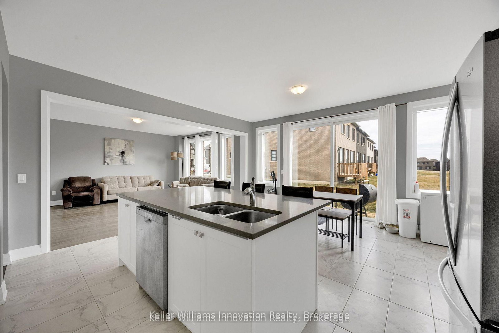 240 Harwood Avenue - Photo 14