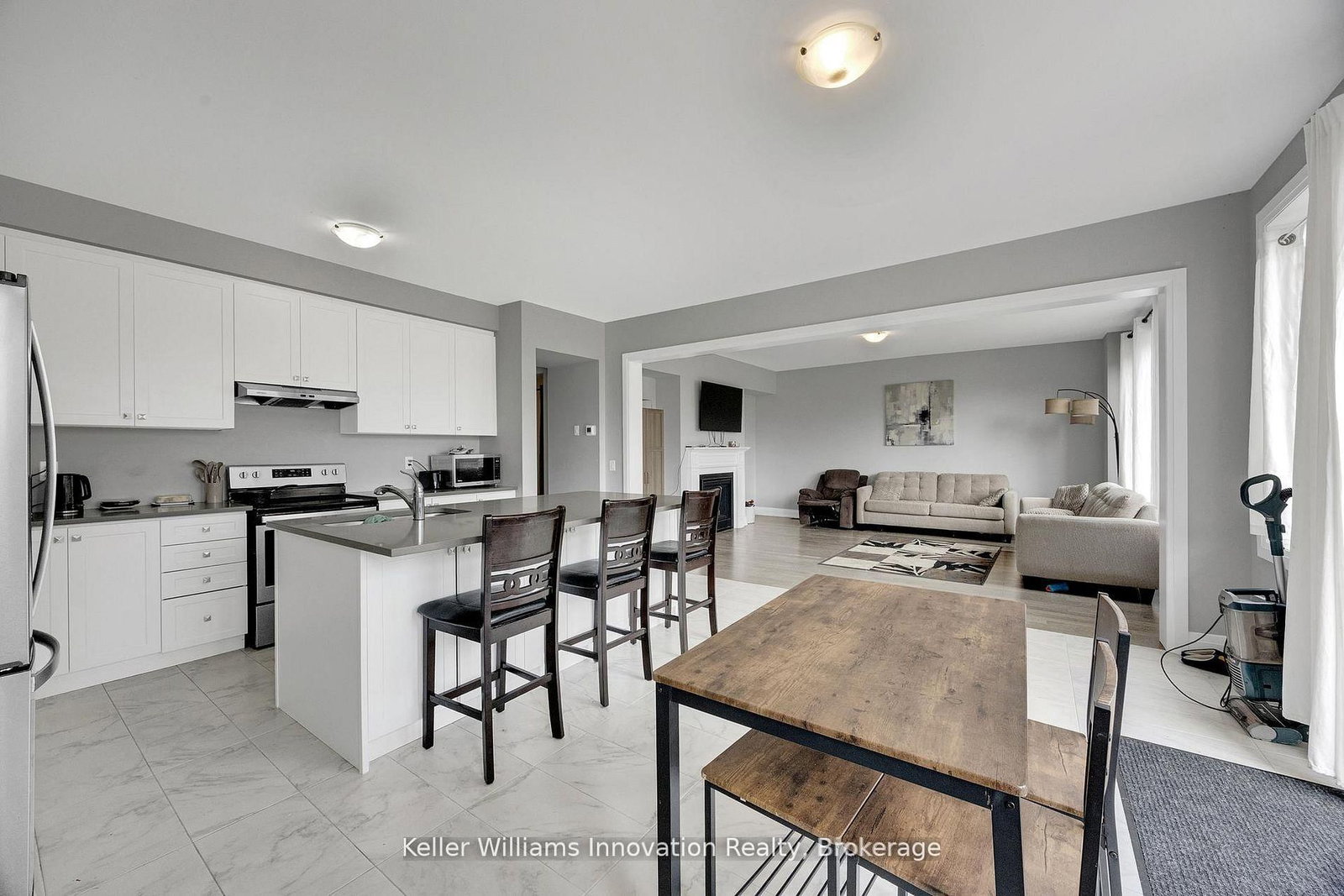 240 Harwood Avenue - Photo 15