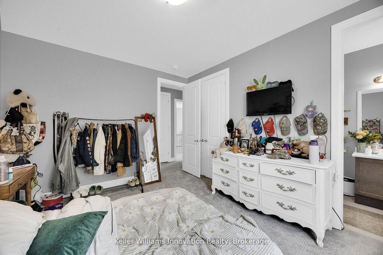 240 Harwood Avenue - Photo 24