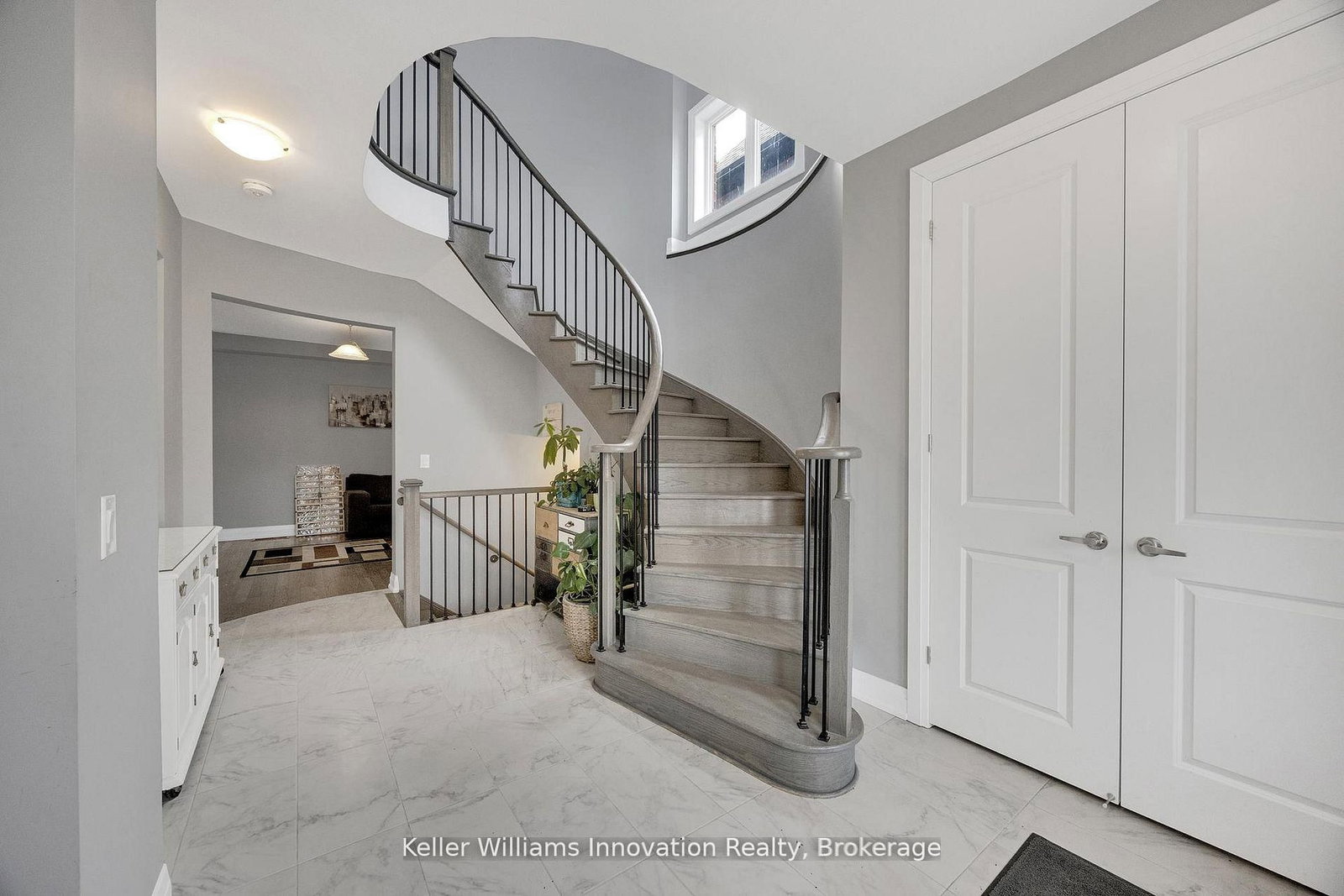 240 Harwood Avenue - Photo 5