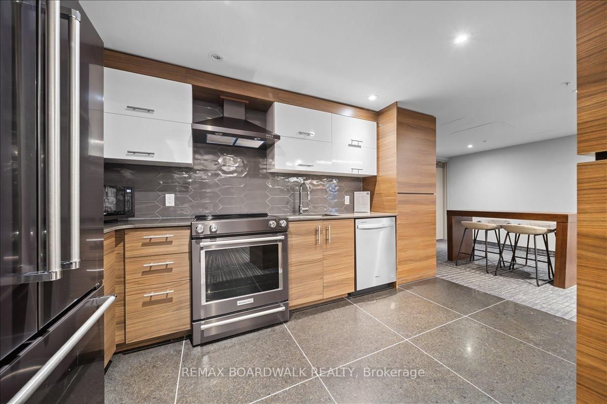 805 Carling Avenue, Unit 3705 - Photo 39