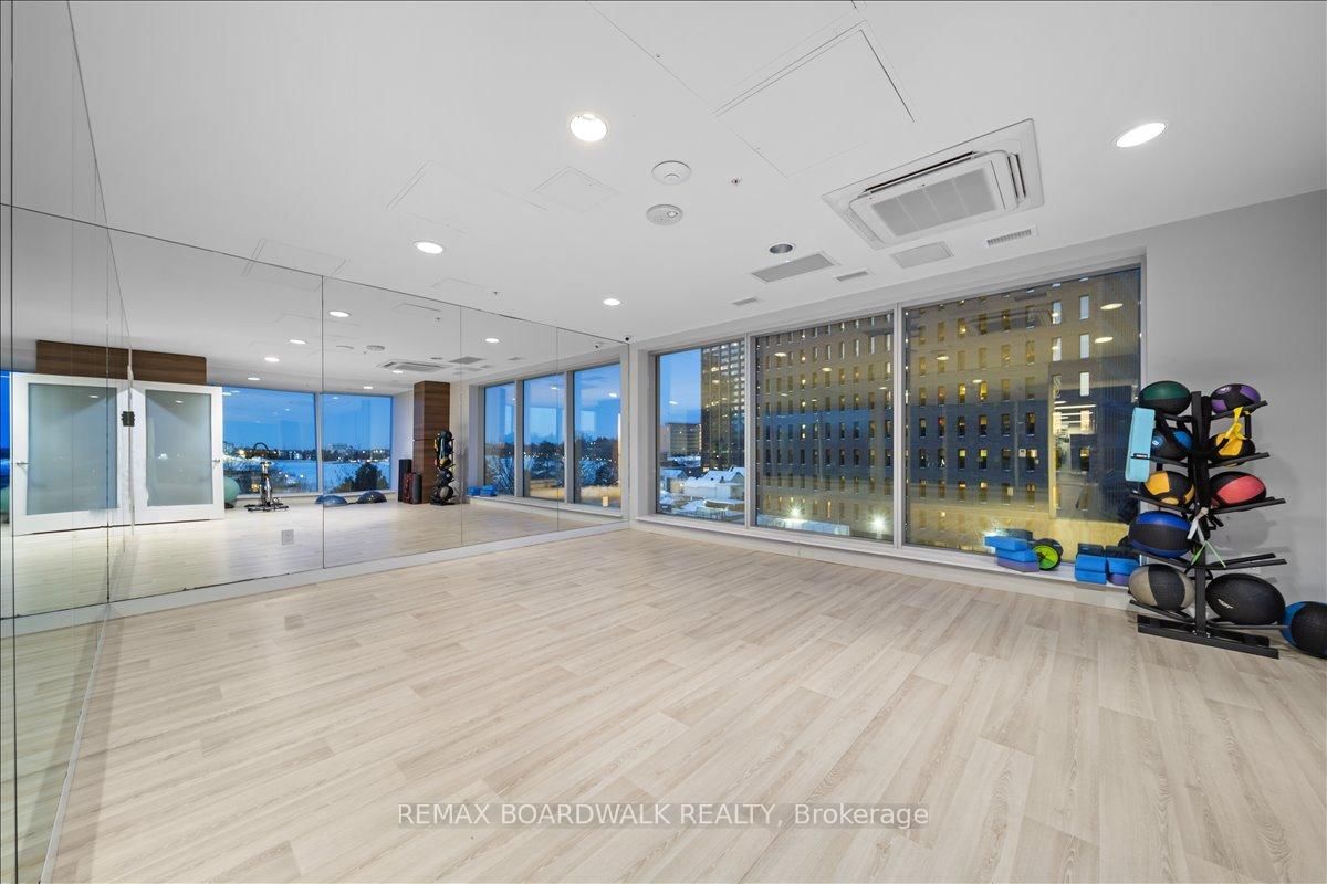 805 Carling Avenue, Unit 3705 - Photo 43