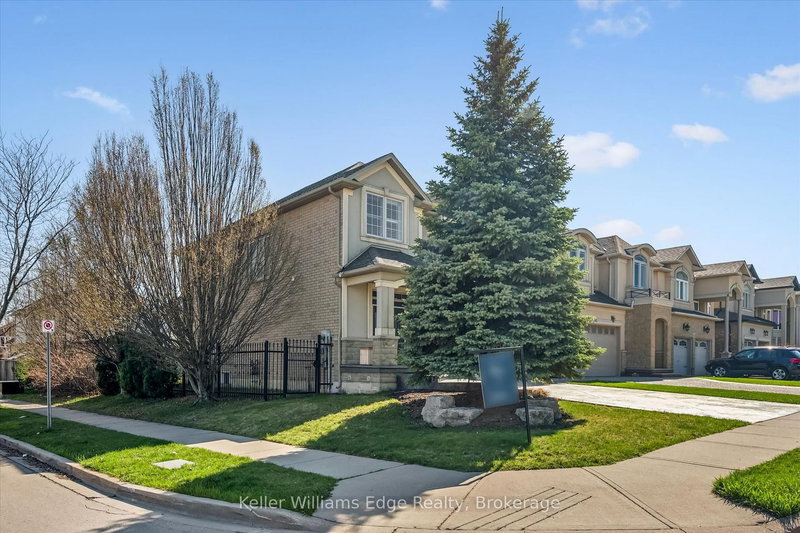 444 DICENZO Dr, Hamilton, L9B 0B3 | Image 3