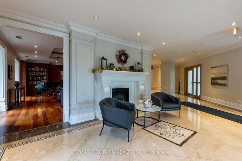 1202 - 223 Erb St W, Waterloo, N2L 0B3 | Image 2