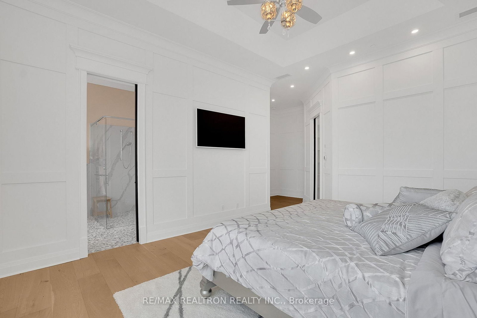 223 Erb Street W, Unit 1202 - Photo 23