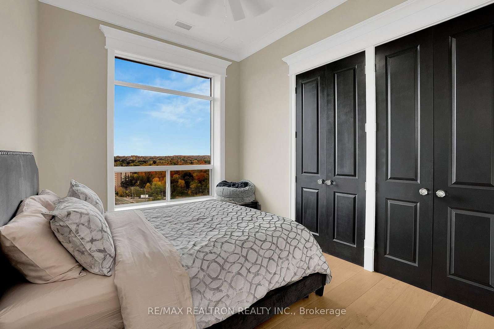 223 Erb Street W, Unit 1202 - Photo 49