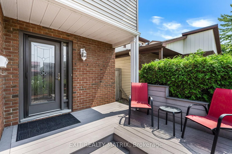 1401 BORTOLOTTI Cres, Ottawa, K1B 5C1 | Image 3
