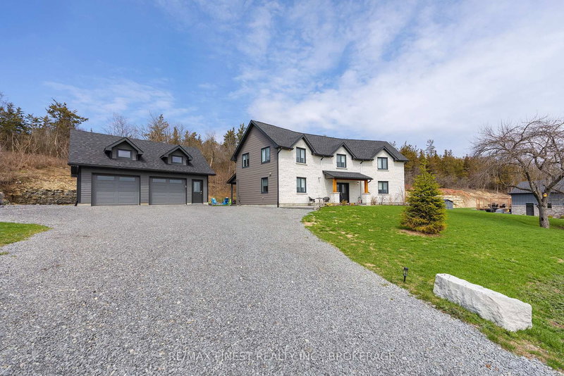 1033 Kona Cres, Frontenac, K0H 0A9 | Image 3