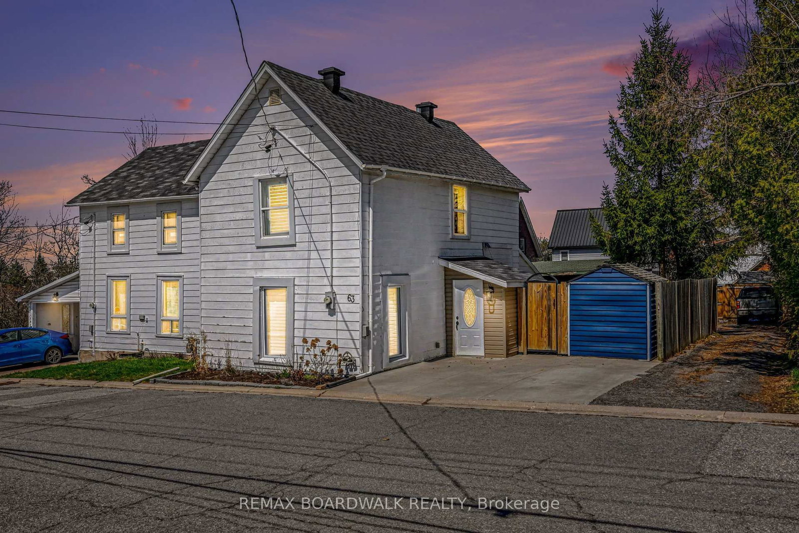 63 Colborne Street • Almonte, ON photo 2