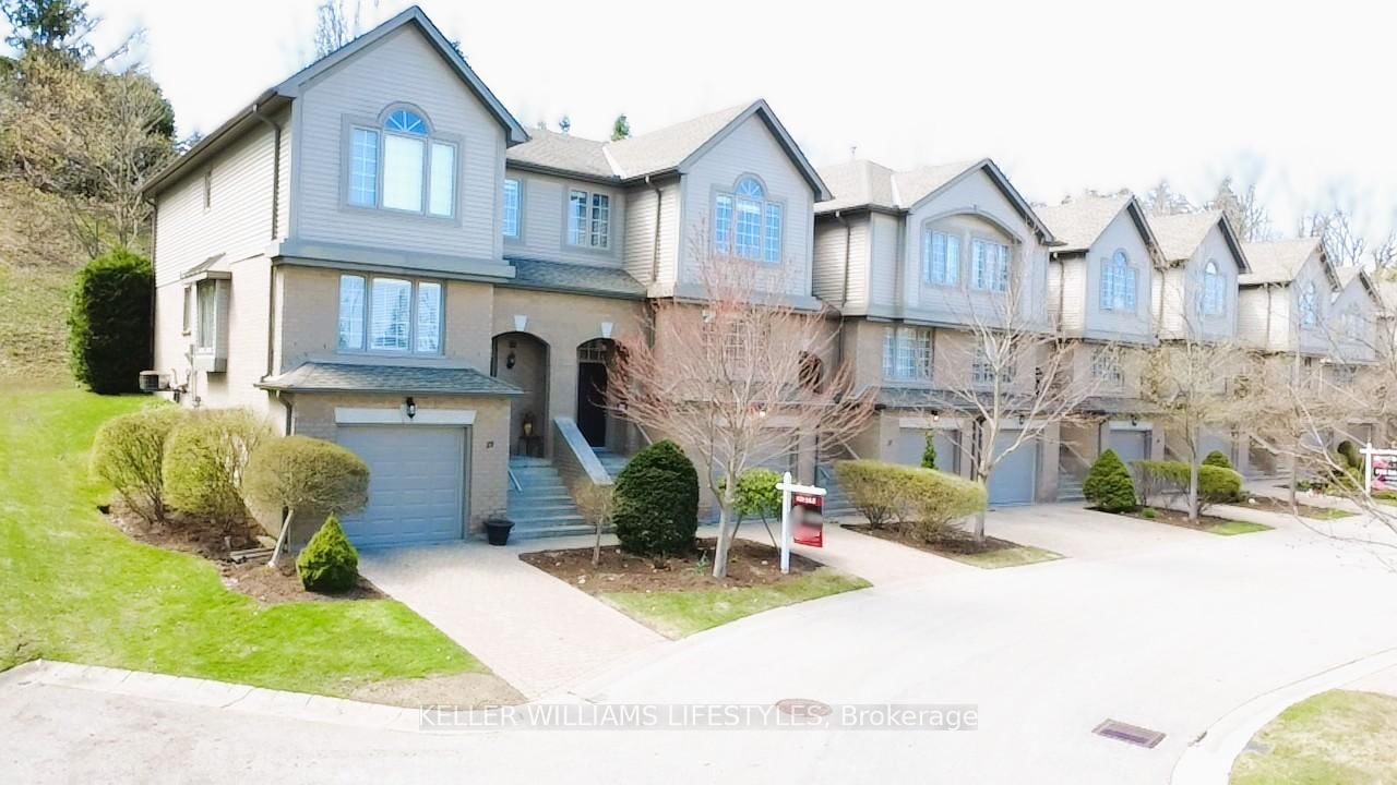 270 North Centre Road, Unit 16 - Photo 2