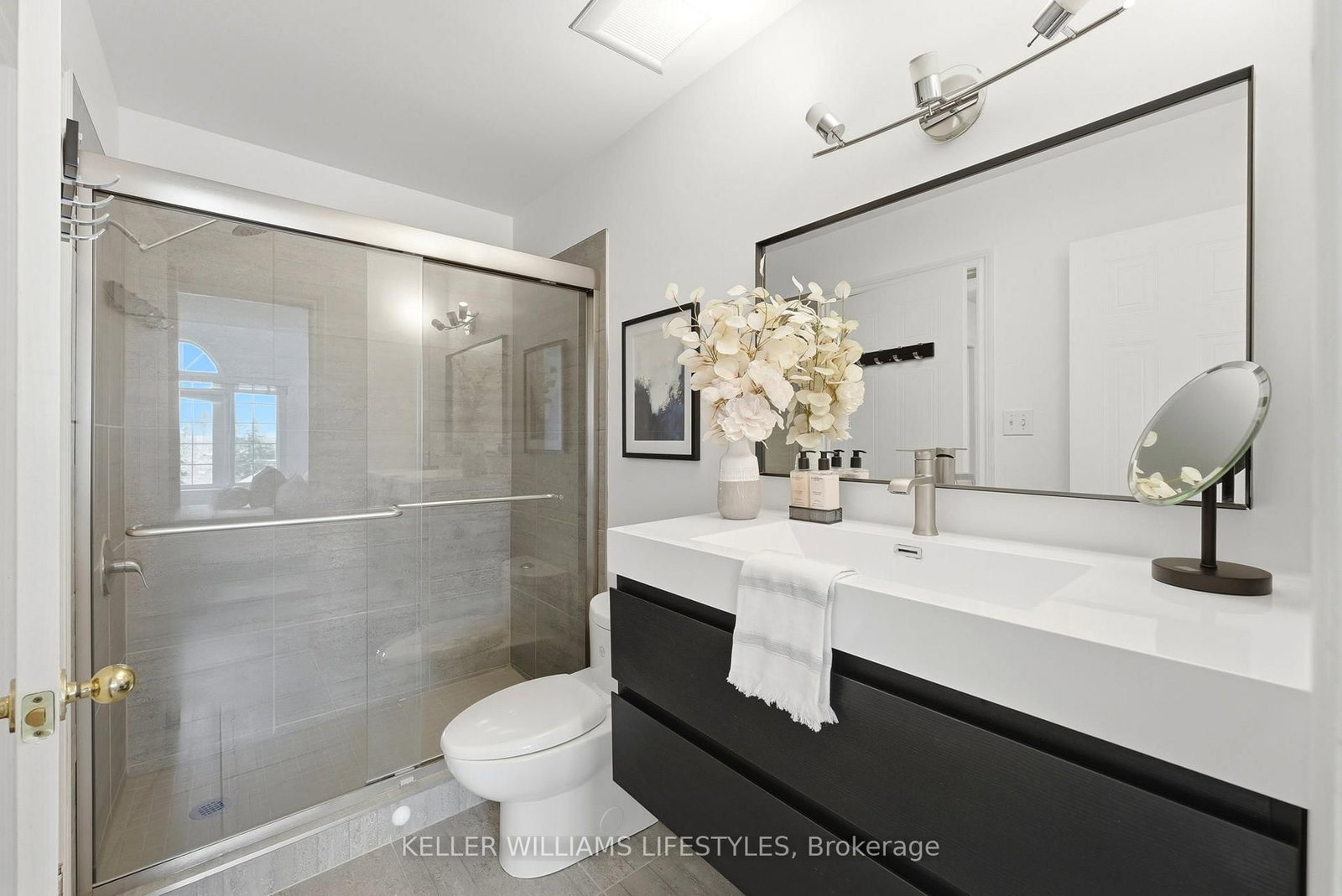 270 North Centre Road, Unit 16 - Photo 20