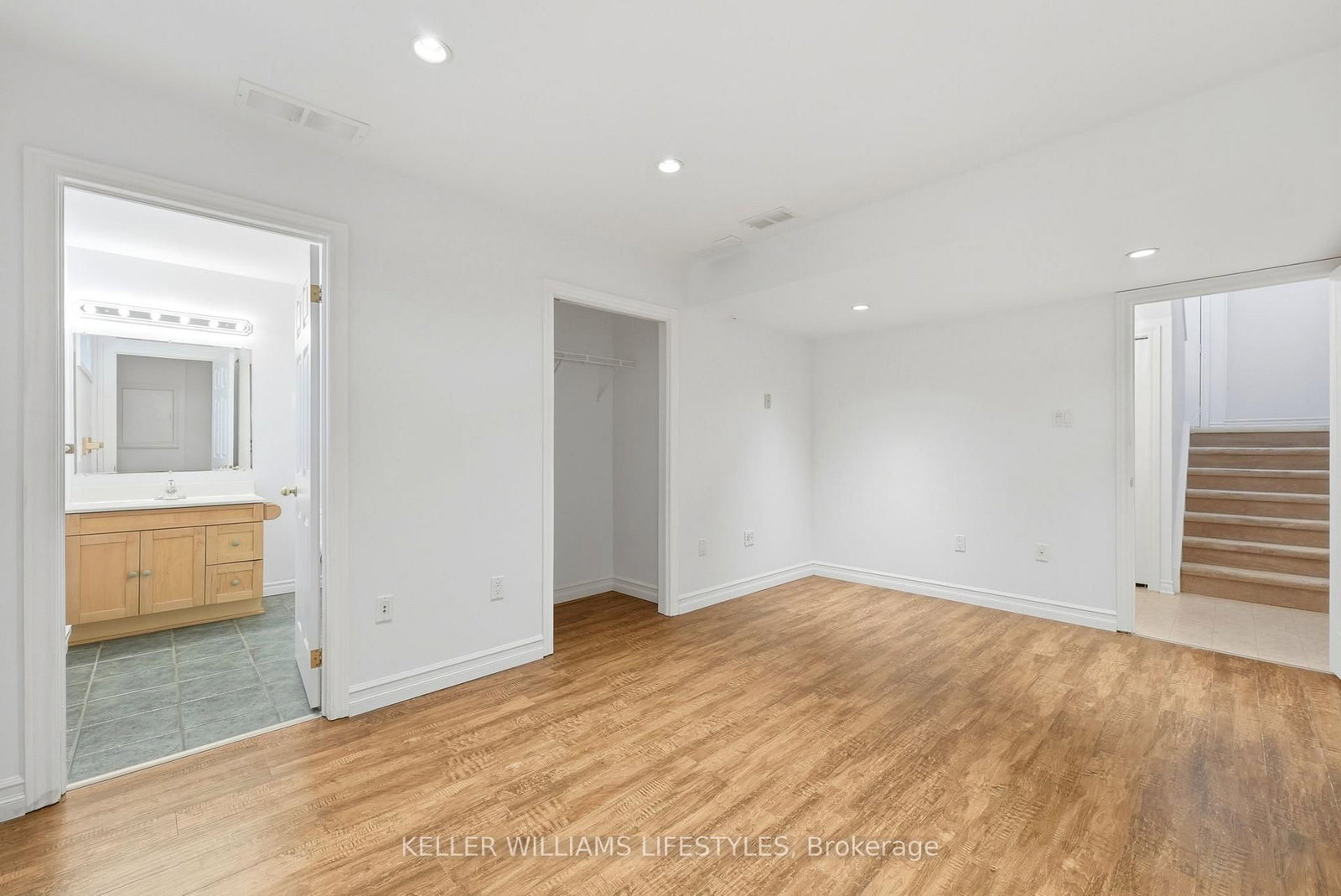 270 North Centre Road, Unit 16 - Photo 28