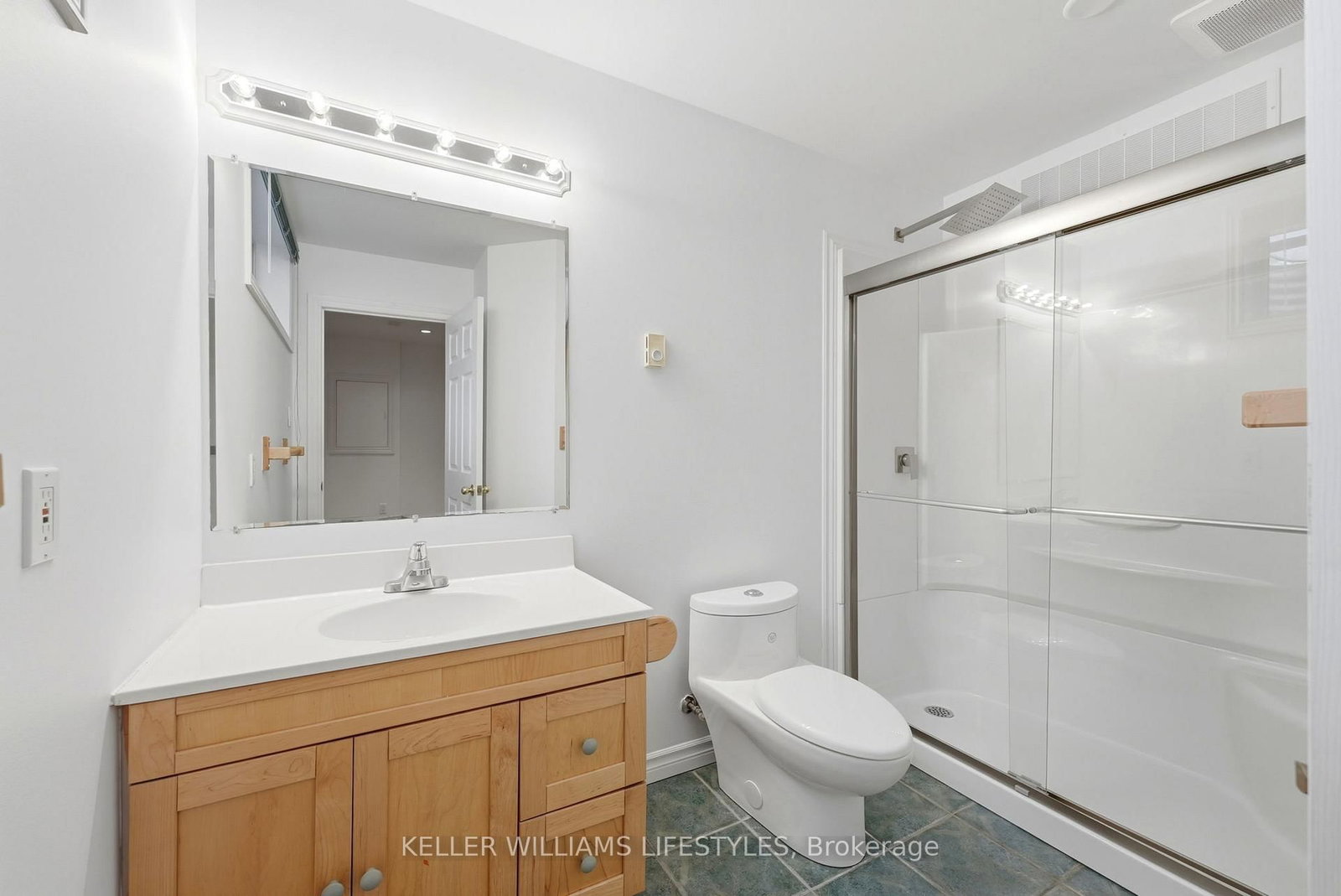 270 North Centre Road, Unit 16 - Photo 29