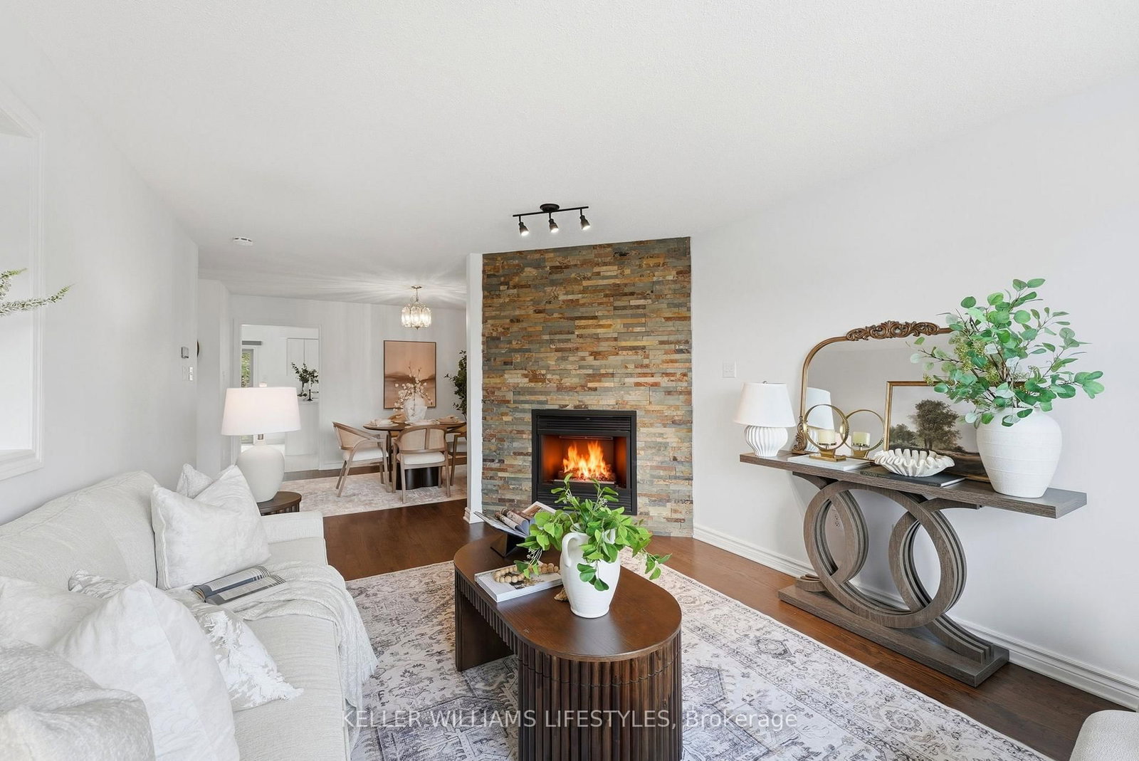 270 North Centre Road, Unit 16 - Photo 5