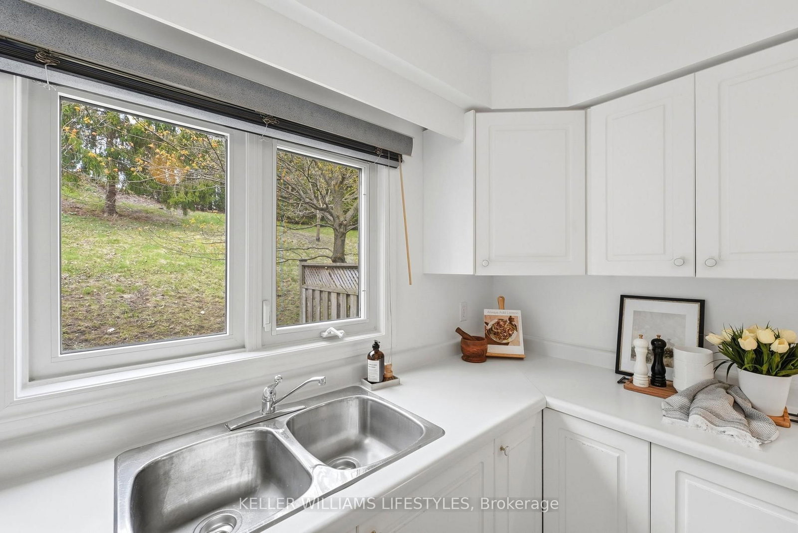 270 North Centre Road, Unit 16 - Photo 8