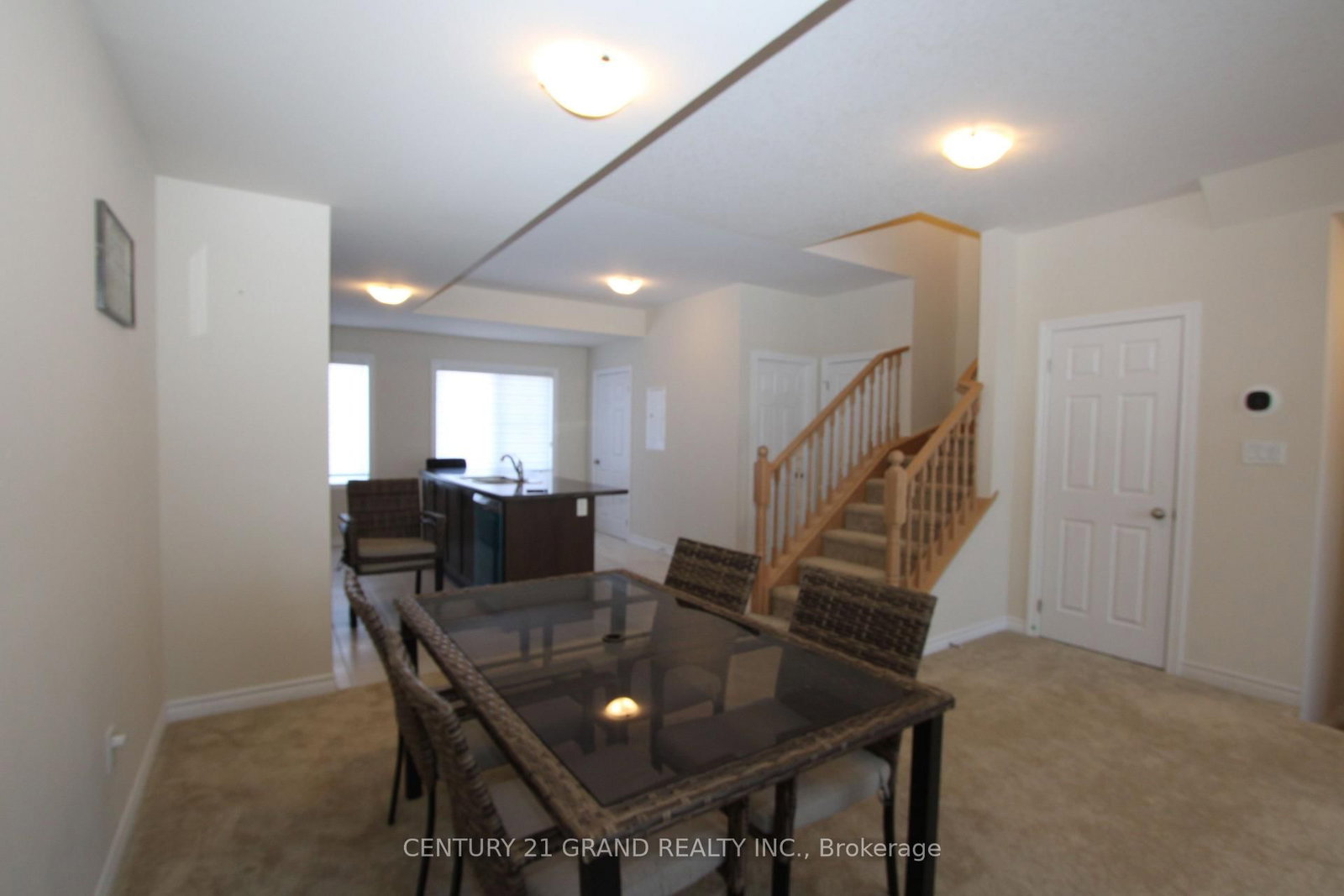 677 Park Road N, Unit 13 - Photo 7