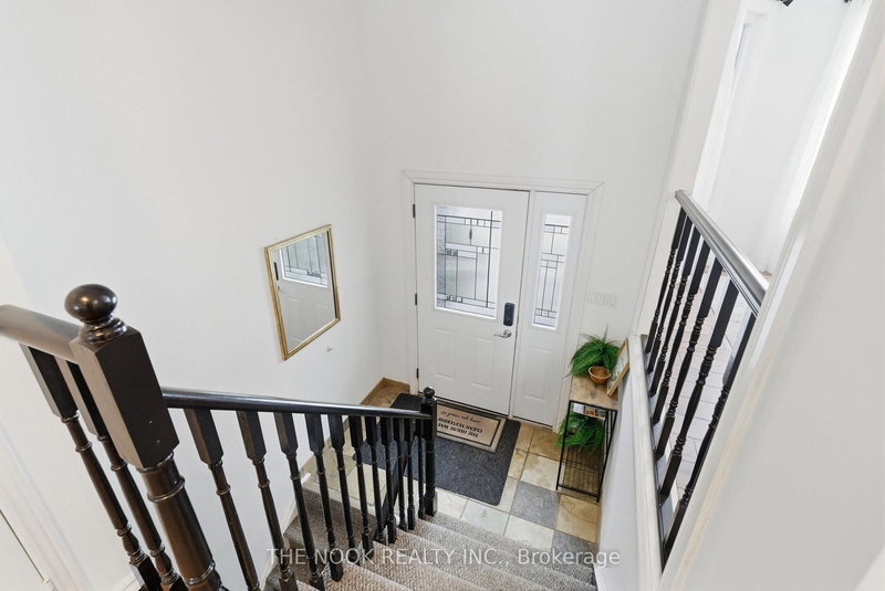 6 Sparrow Crt, Kawartha Lakes, K0M 2C0 | Image 3