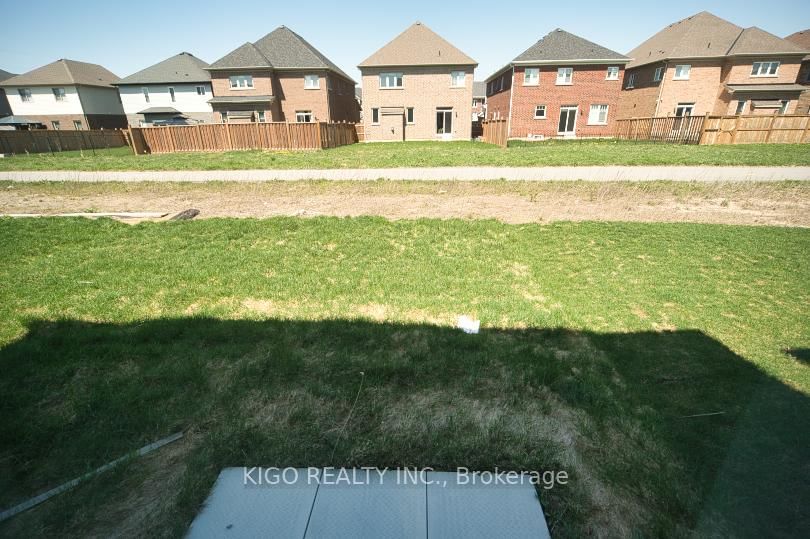 139 Velvet Way - Photo 16