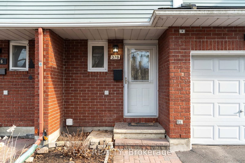 378 Valade Cres, Orleans, K4A 2V8 | Image 2