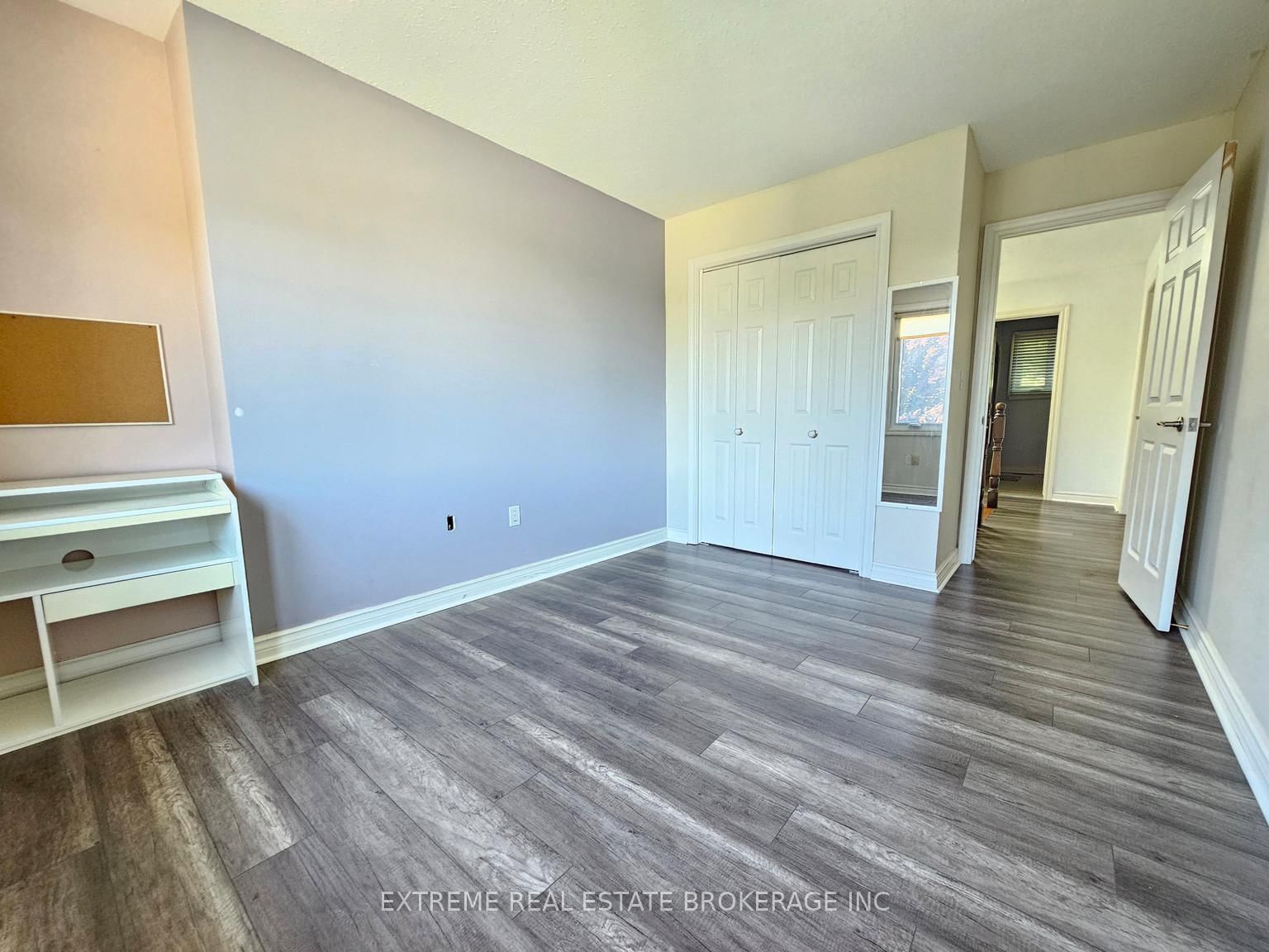 49 Decew Woods Court, Unit Main - Photo 15