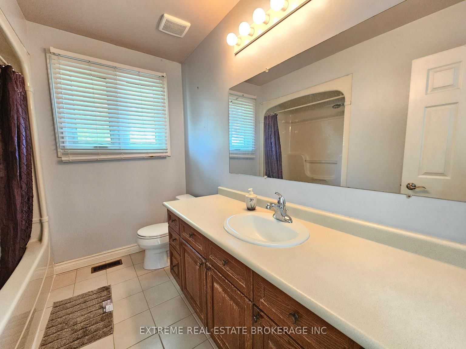 49 Decew Woods Court, Unit Main - Photo 19