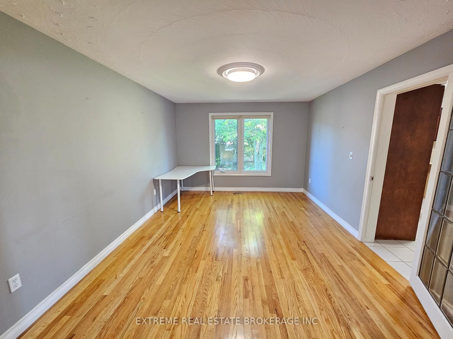 49 Decew Woods Court, Unit Main - Photo 3