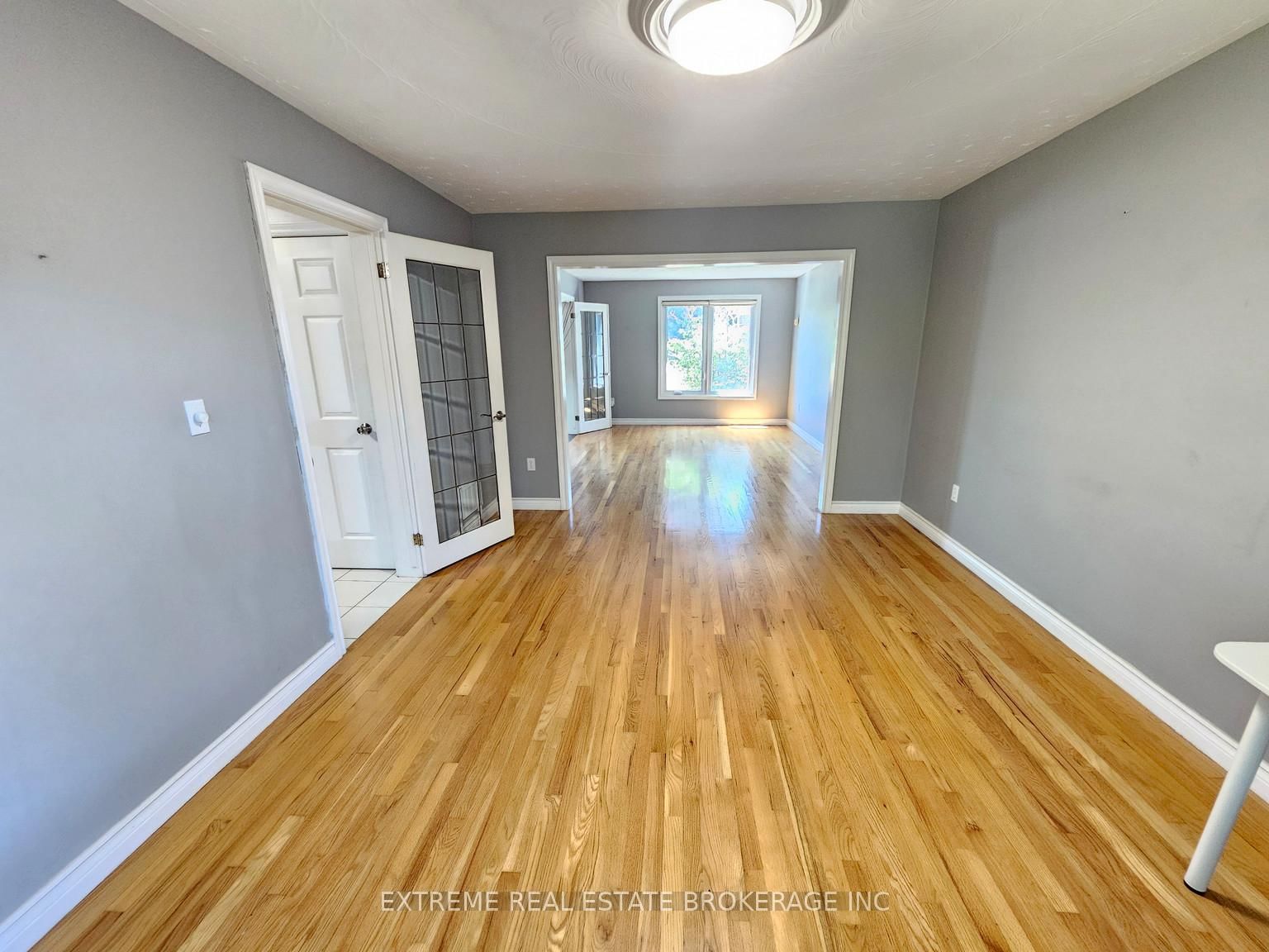 49 Decew Woods Court, Unit Main - Photo 4