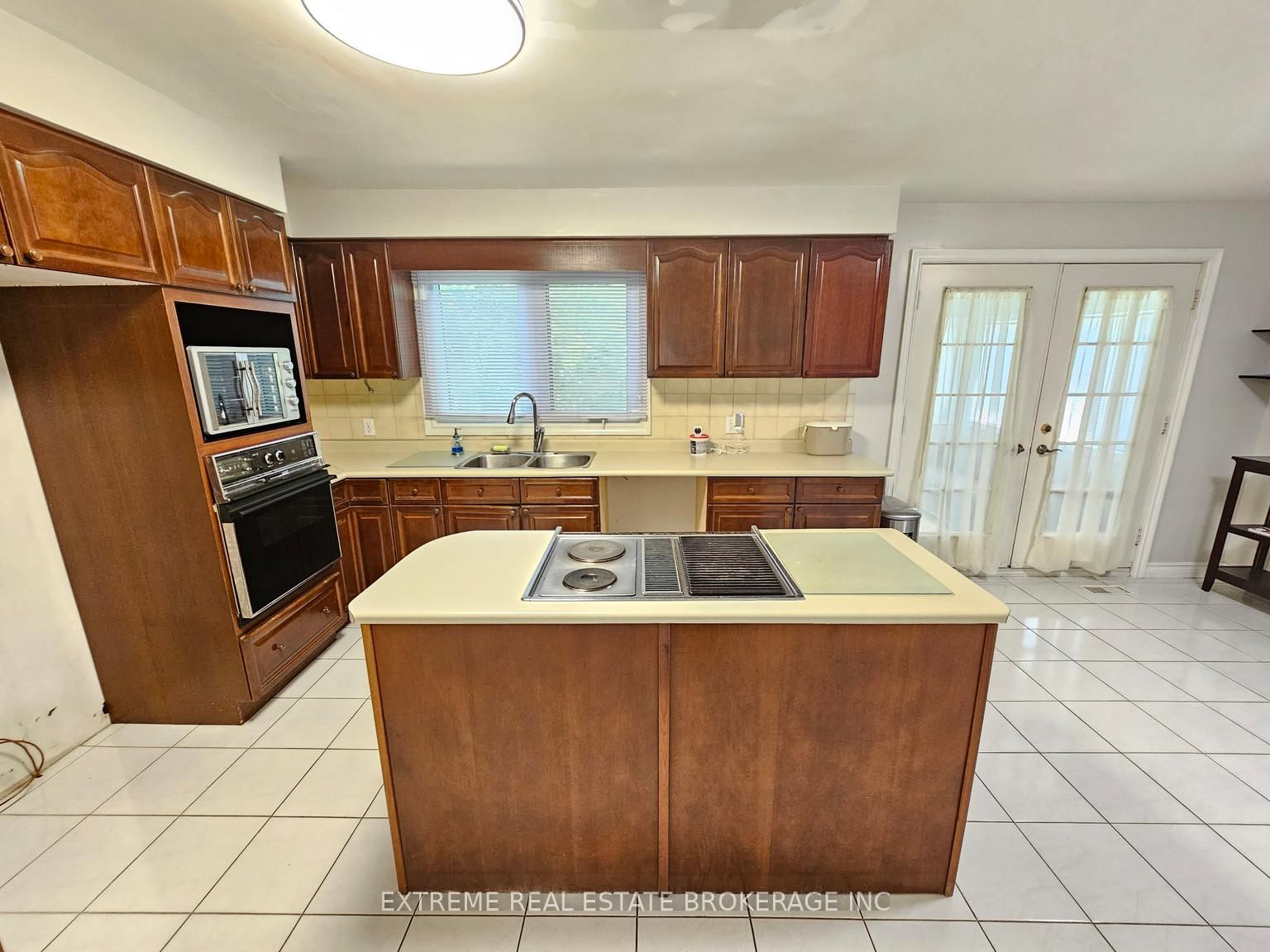 49 Decew Woods Court, Unit Main - Photo 6