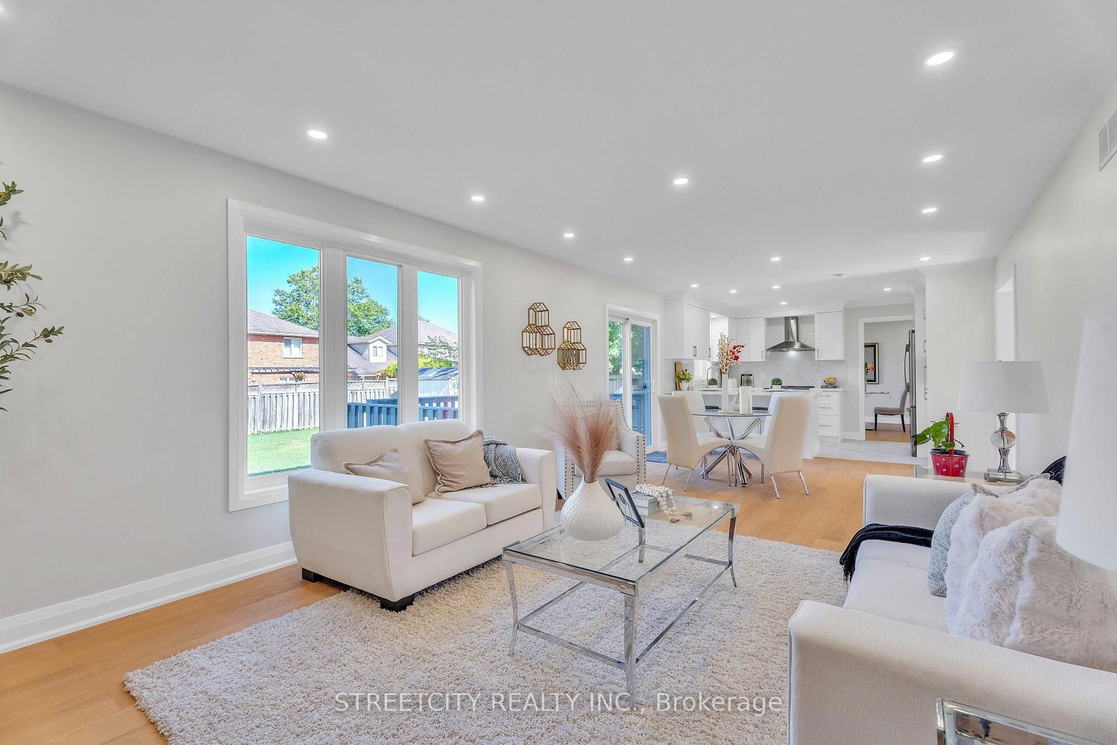 Detached House for sale at 26 GRASMERE Crescent, London North, Ontario, N6G 4P2 - North A - MLS: X13036442