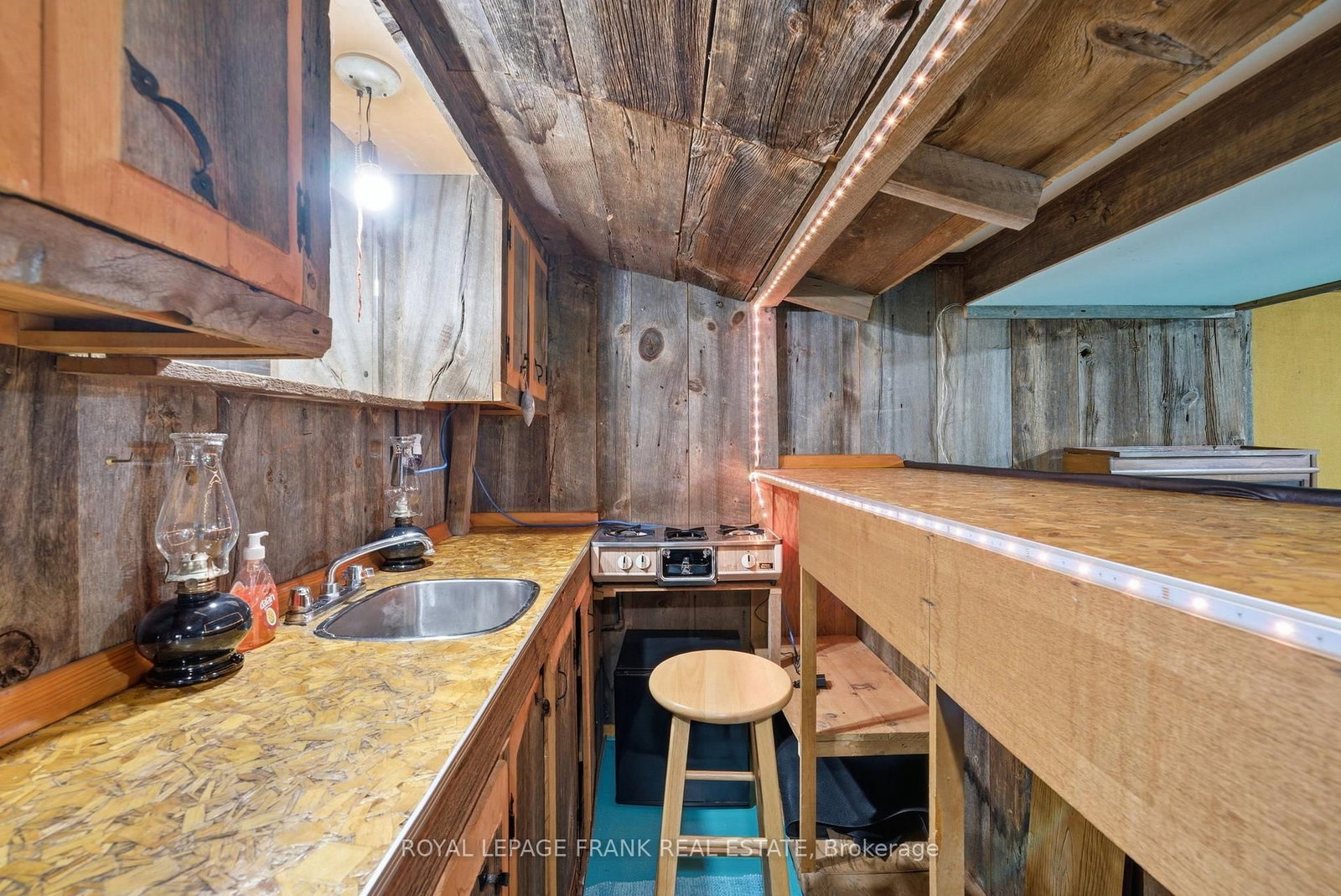 30 Maple Crescent - Photo 30