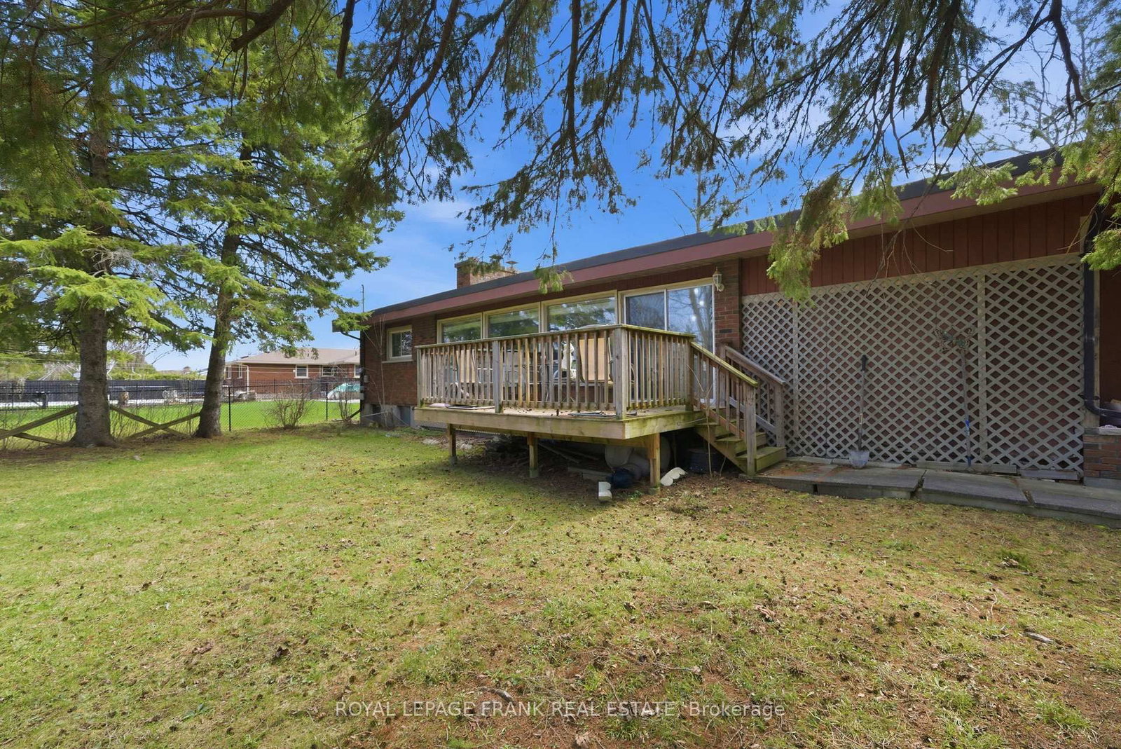 30 Maple Crescent - Photo 36
