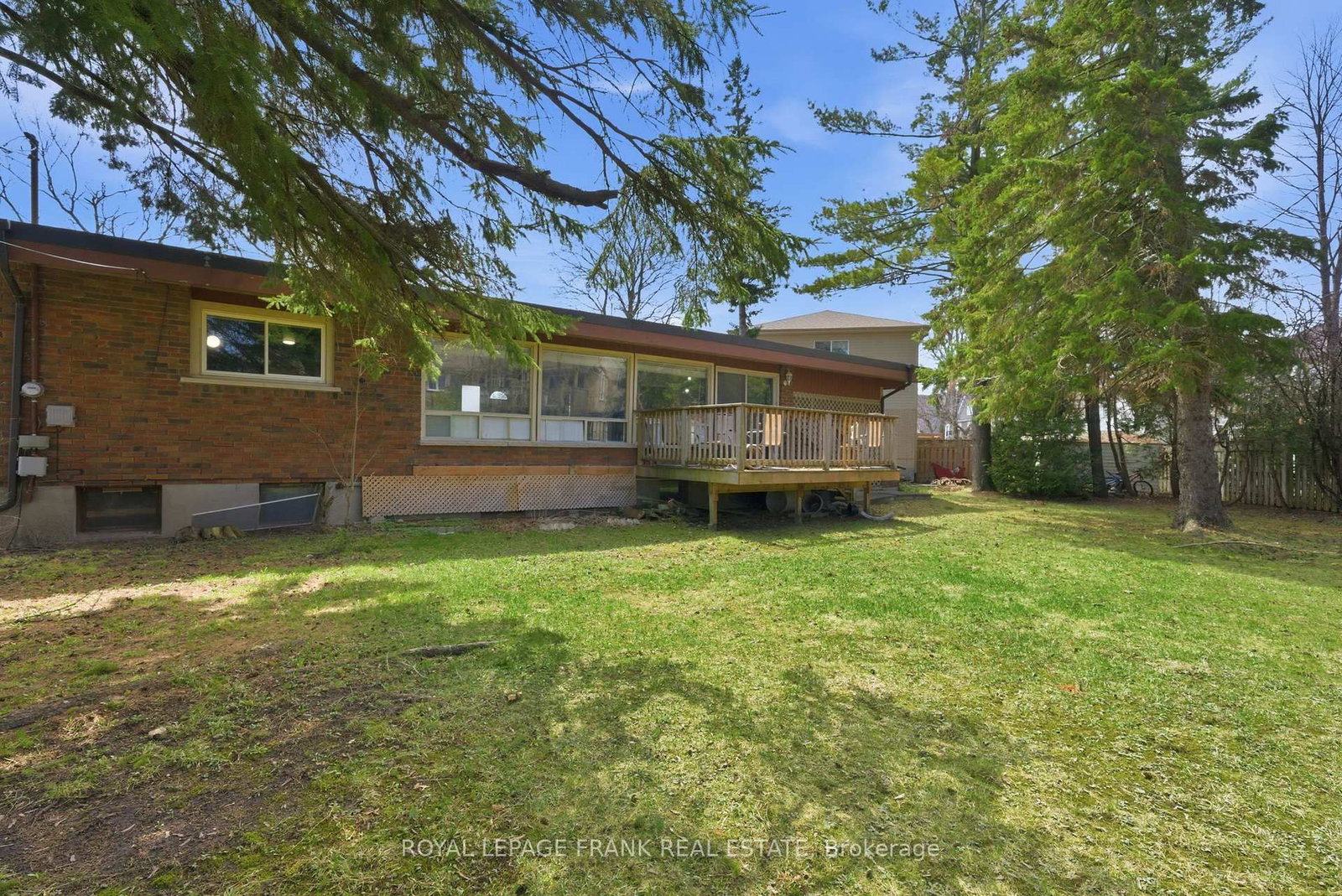 30 Maple Crescent - Photo 37