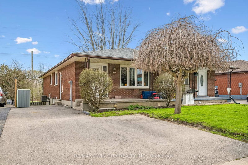 27 Vicmount Dr, Kitchener, N2M 2A2 | Image 3