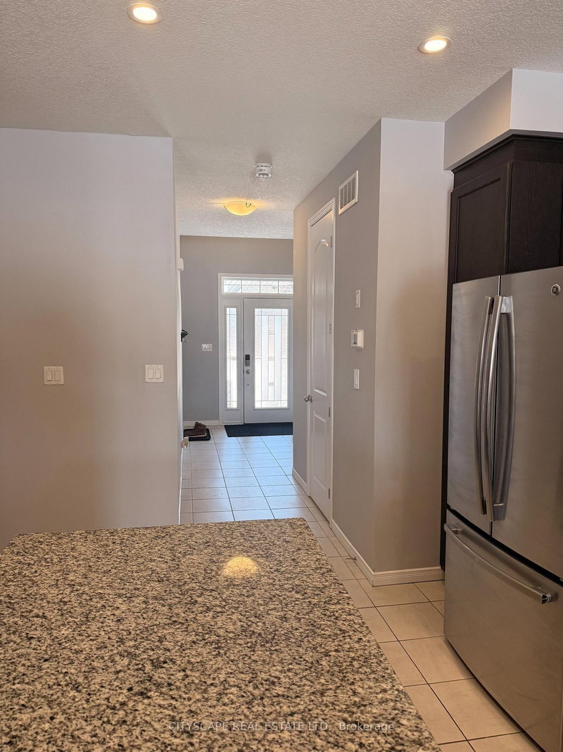 267 Buttonbush St, Waterloo, N2V 0B4 | Image 2