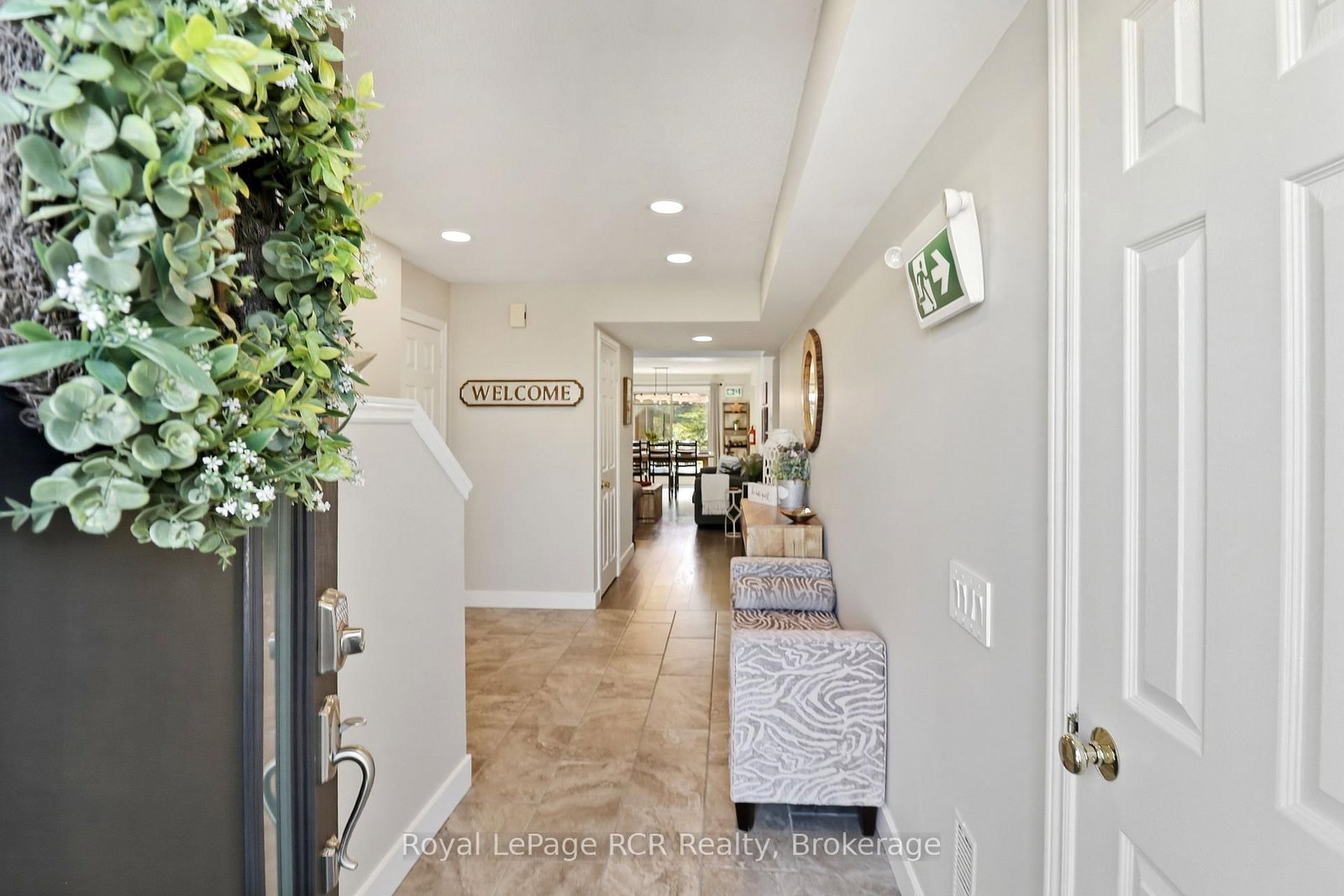 110 FAIRWAY Court, Unit 113 - Photo 5